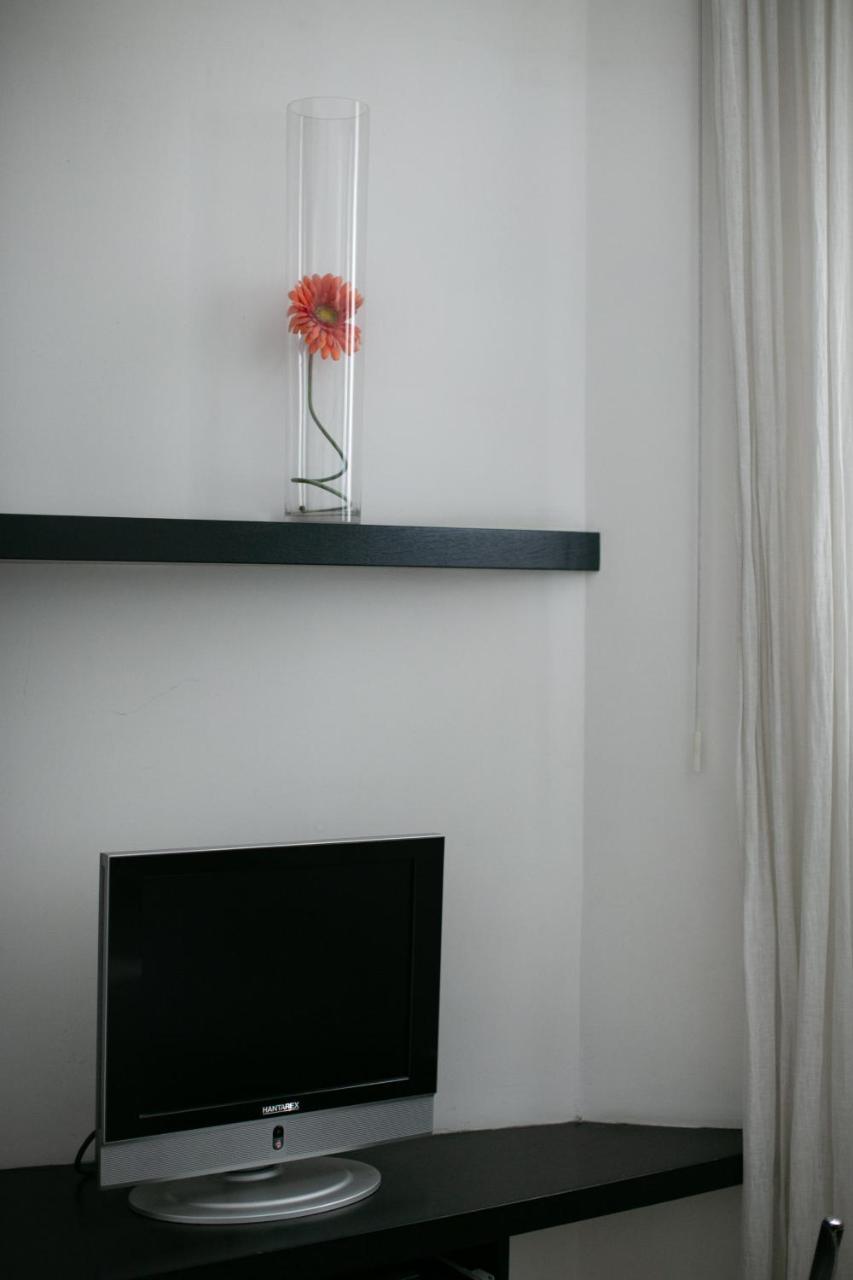 Residenza L'Isola - Il Chiostro By Dimorra Apartment Naples Luaran gambar